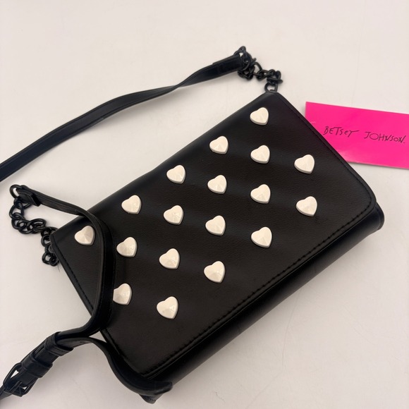Betsey Johnson XOSYBIL Black Faux Leather Crossbody Bag White Heart Studs - Picture 10 of 11